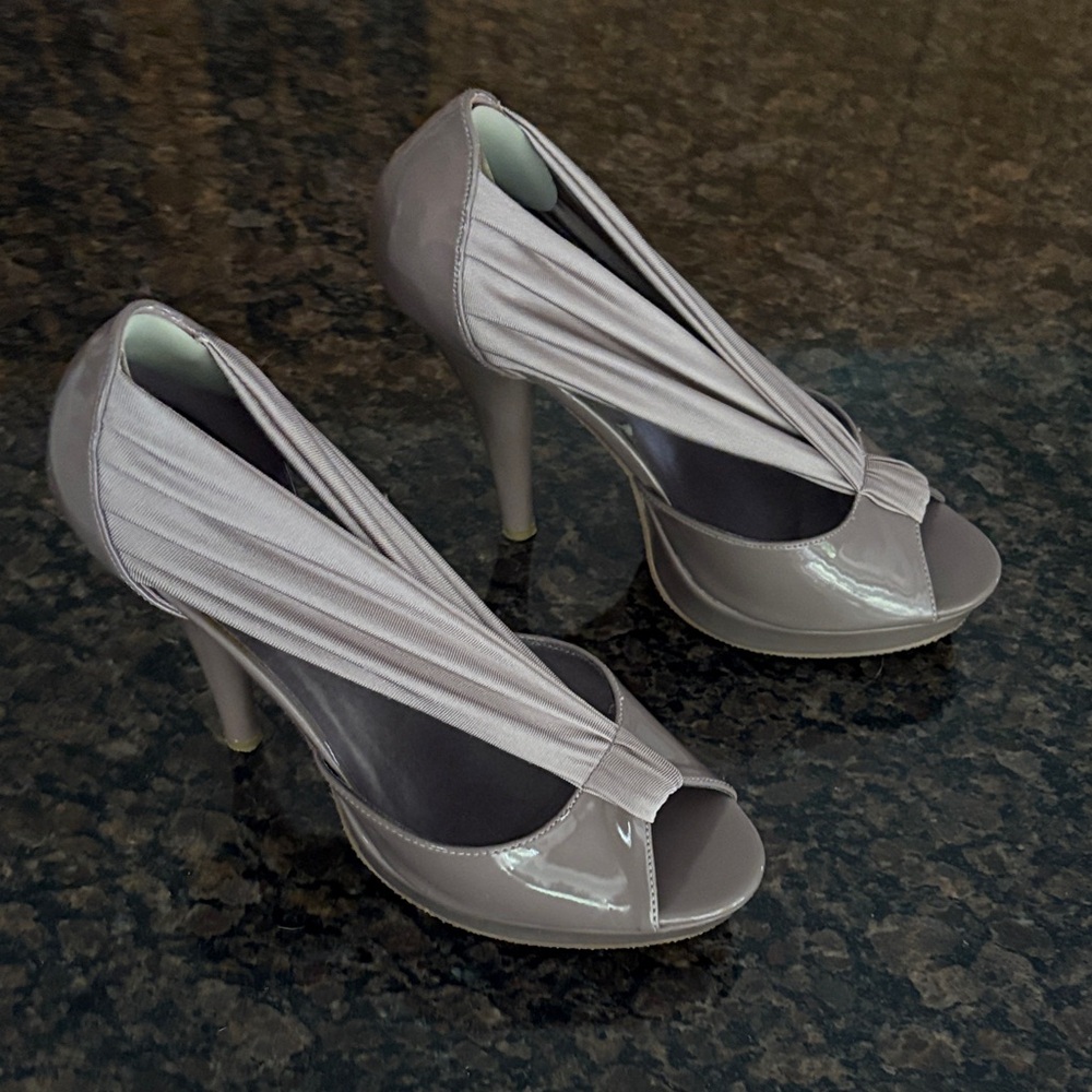 Elegant Purple-Gray Peep-Toe Heels